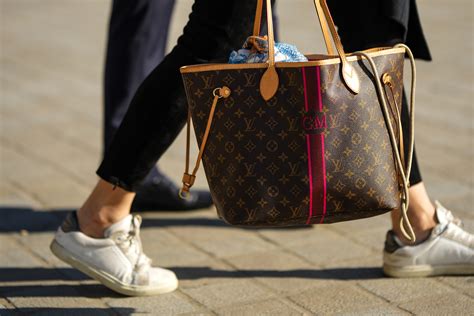 which louis vuitton neverfull should i buy|louis vuitton neverfull clearance.